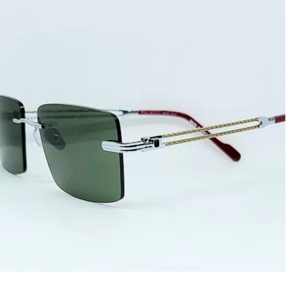 Sunglasses - Picture 3 of 4